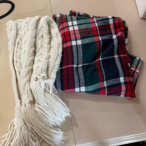 Scarfs.